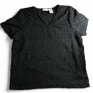 Worthington Black Textured V-Neck Stretch Short Sleeve Top